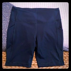Lululemon high-waisted teal spandex pocket shorts